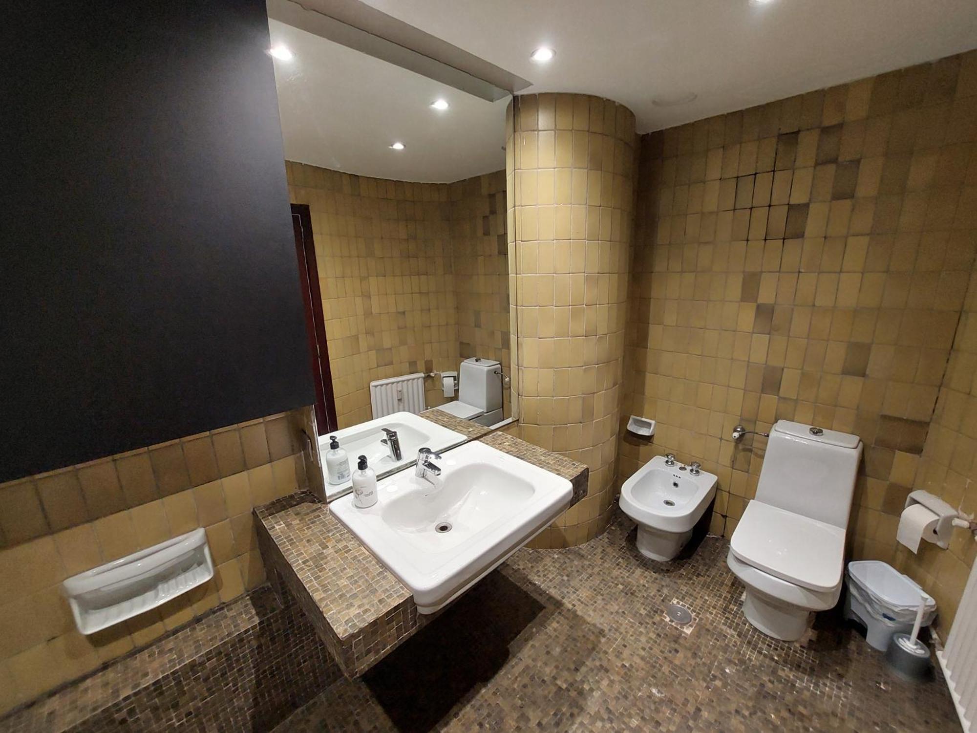 Hotel Coliving Corazon, Madrid Esterno foto